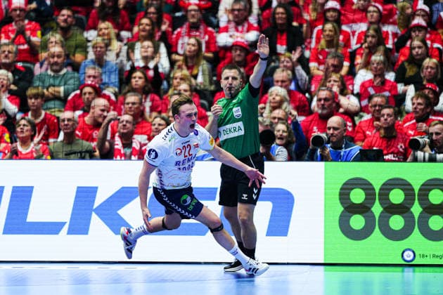 Goal celebration Tobias Groendahl Norway, 22 DEN, Spain vs, Norway, Handball, EHF European Championship 2026, Main Round, Matchday 1, 22 01 2026 DEN, Spain vs, Norway, Handball, EHF European Championship 2026, Main Round, Matchday 1, 22 01 2026 Herning Copyright: xEibner-Pressefoto MarcelxvonxFehrnx EP_MFN