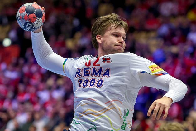22 01 2026, Handball, Men s EHF EURO 2026, Spain Norway, Jyske Bank Boxen in Herning, Denmark, Main Round Thomas Alfred Solstad Norway 32 Denmark