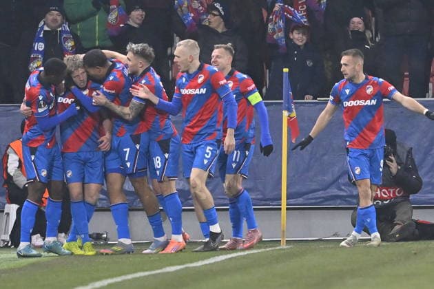 Viktoria Plzen players celebrate the opening goal of the European League of 7th round match Viktoria Plzen vs FC Porto, Pilsen, Czech Republic, January 22, 2026. (CTKxPhoto MiroslavxChaloupka) CTKPhotoP2026012209264  CTKPhotoP2026012209264