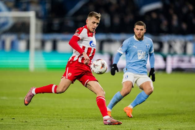 260122 Vladimir Lucic of Crvena Zvezda and Gabriel Busanello of Malmö FF during the UEFA Europa League football match between Malmö FF and Crvena Zvezda on January 22, 2026 in Malmö fotboll football soccer fotball uefa europa league europa league malmö ff crvena zvezda bbeng röda stjärnan bbauto  Copyright: PETTERxARVIDSON BB260122PA111