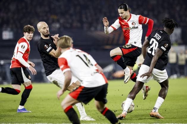 ROTTERDAM (l-r) Jordan Bos of Feyenoord, Jon Gorenc StankoviÄ‡ of Sturm Graz, Sem Steijn of Feyenoord, Anis Hadj Moussa of Feyenoord, and Seedy Jatta of Sturm Graz during the UEFA Europa League match between Feyenoord and SK Sturm Graz at Feyenoord Stadion de Kuip on January 22, 2026, in Rotterdam, Netherlands. BAS CZERWINSKI ANP UEFA Europa League 2025 26 League Phase MD7 2025-2026 xVIxANPxSportx xxANPxIVx 548258793 originalFilename: 548258793.jpg