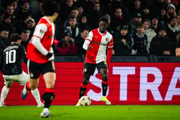 UEFA Europa League: Feyenoord v SK Sturm Graz Rotterdam - Jordan Lotomba of Feyenoord Rotterdam during the seventh match of the UEFA Europa League 2025 2026. The match is set between Feyenoord and SK Sturm Graz at Stadion Feijenoord De Kuip on 22 January 2026 in Rotterdam, The Netherlands. (VK Sportphoto Danny de Groot) Copyright: xDannyxdexGrootx