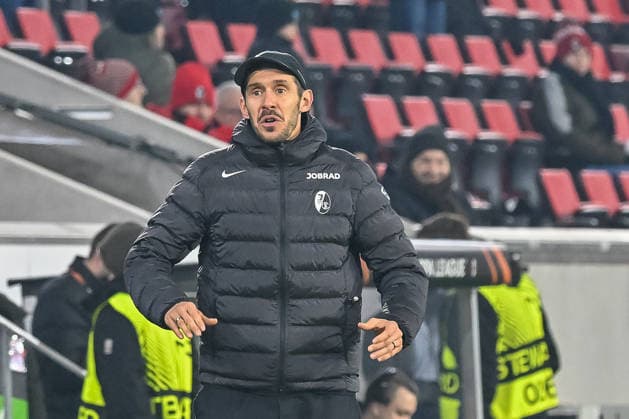 Julian Schuster SC Freiburg, Coach with emotion GER, SC Freiburg Maccabi Tel Aviv, Football, Europa League, Matchday 7, Season 2025 2026, 22 01 2026 GER, SC Freiburg Maccabi Tel Aviv, Football, Europa League, Matchday 7, Season 2025 2026, 22 01 2026 Freiburg Copyright: xEibner-Pressefoto ThomasxHessx EP_THS