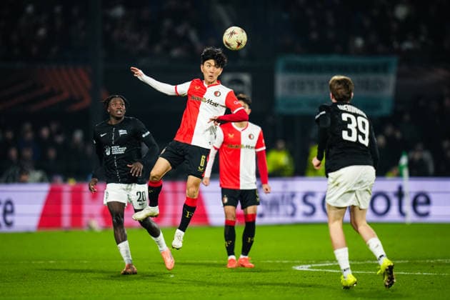 UEFA Europa League: Feyenoord v SK Sturm Graz Rotterdam - In-beom Hwang of Feyenoord Rotterdam during the seventh match of the UEFA Europa League 2025 2026. The match is set between Feyenoord and SK Sturm Graz at Stadion Feijenoord De Kuip on 22 January 2026 in Rotterdam, The Netherlands. (VK Sportphoto Danny de Groot) Copyright: xDannyxdexGrootx