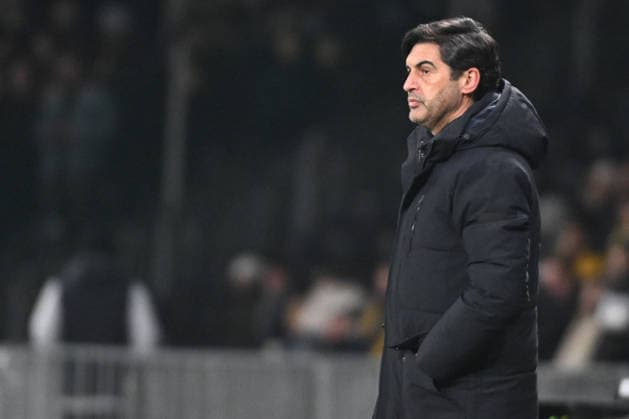 BERN, SWITZERLAND JANUARY 22 Coach Paulo Fonseca of Olympique Lyonnais in action during the UEFA Europa League 2025 26 League Phase MD7 match between BSC Young Boys and Olympique Lyonnais at Stadion Wankdorf on January 22, 2026 in Bern, Switzerland Bern Stadion Wankdorf Bern Switzerland Copyright: xJustPictures.ch ManuelxWinterbergerx jp-en-EuSpIm-MWI_6699