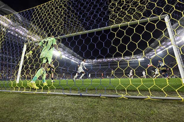 Fenerbahce v Aston Villa - UEFA Europa League ISTANBUL, TURKIYE - JANUARY 22: Ederson Santana De Moraes (31) of Fenerbahce in action during the UEFA Europa League week 7 football match between Fenerbahce and Aston Villa at Chobani Stadium in Istanbul, Turkiye, on January 22, 2026. Serhat Cagdas Anadolu Istanbul Turkey. Editorial use only. Please get in touch for any other usage.  Copyright: x2026xAnadoluxSerhatxCagdasx