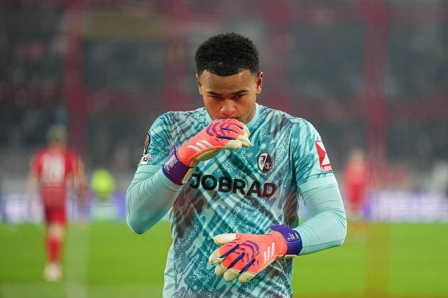 UEFA Europa League SC Freiburg vs Maccabi Tel Aviv, 11 12 2026 Noah Atubolu SC Freiburg, 1 after the break on his way to goal UEFA Europa League SC Freiburg vs Maccabi Tel Aviv, Europa Park Stadium, 11 12 2026 Copyright: xBEAUTIFULxSPORTS Boscox