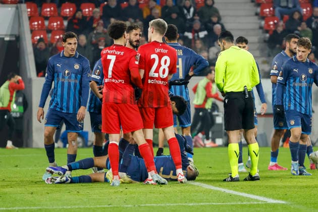 Saied Abu Farchi Maccabi Tel Aviv, 34 injured on the ground , Germany, Football, UEFA Europa League, Matchday 7, 2025 2026, SC Freiburg vs Maccabi Tel Aviv, Europa Park Stadion, Freiburg im Breisgau, 22 01 2026 Freiburg im Breisgau Europa Park Stadion Germany Copyright: xGrantxHubbsx
