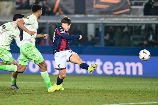 Benmjamin Dominguez (Bologna Fc) good chance during Bologna FC vs Celtic FC, Football Europa League match in Bologna, Italy, January 22 2026  Copyright: xGianlucaxRicci IPAxSportx xipa-agency.netx xx IPA_70426845 IPA_Agency_IPA70426845