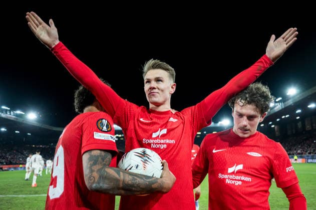 260122 Emil Kornvig of Brann celebrates after scoring 2 2 during the UEFA Europa League football match between Brann and Midtjylland on January 22, 2026 in Bergen Photo Marius Simensen BILDBYRAN COP 238 MM0054 bbeng fotboll football soccer fotball uefa europa league brann midtjylland jubel  Copyright: MARIUSxSIMENSEN BB260122ZC029
