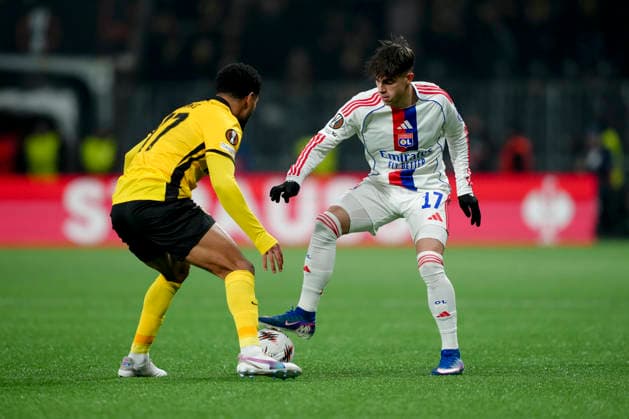 Switzerland UEFA Europa League 2025 26, BSC Young Boys vs Olympique Lyonnais Stadion Wankdorf, Bern Afonso Moreira 17 Lyon in duel with Saidy Janko 17 Young Boys Bern Stadion Wankdorf Bern Switzerland Copyright: xKjetilxWaberx