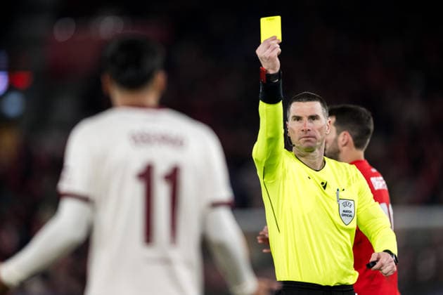 260122 Referee Georgi Kabakov during the UEFA Europa League football match between Brann and Midtjylland on January 22, 2026 in Bergen Photo Marius Simensen BILDBYRAN COP 238 MM0054 bbeng fotboll football soccer fotball uefa europa league brann midtjylland  Copyright: MARIUSxSIMENSEN BB260122ZL022