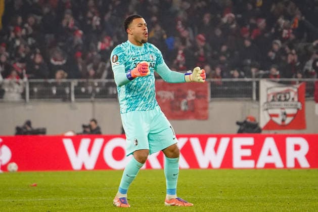 Football UEFA Europa League 2025 26, Matchday 7 SC Freiburg vs Maccabi Tel Aviv Europa Park Stadion Freiburg Noah Atubolu SC Freiburg, 01 Goal and goal celebration, joy, emotions, cheers Copyright: xJOERANxSTEINSIEKx