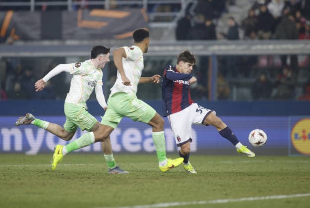 Benja Dominguez of Bologna FC during the Uefa Europa League 2025 26 season football match between Bologna FC and Celtic Glasgow on 22 January 2026 at â?? Renato Dall Ara Stadium, Bologna, Italy. Photo Nderim KACELI  Copyright: xNderimxKaceli IPAxSportx xipa-agency.netx xx IPA_70427668 IPA_Agency_IPA70427668
