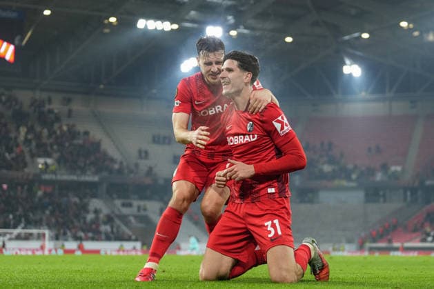 Igor Matanovic SC Freiburg, 31 goal celebration, emotions, shot on goal, goal, goal, goal, Maximilian Eggestein SC Freiburg, 08 , Germany, football, UEFA Europa League, matchday 7, league phase, 2025 2026, SC Freiburg vs Maccabi Tel Aviv, 22 01 2026, Europa Park Stadion, Freiburg, Germany Freiburg Europa Park Stadion Baden Württemberg Germany Copyright: xArnexAmbergx