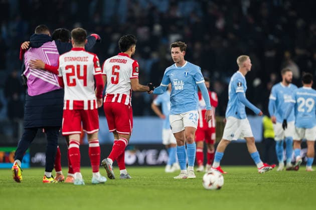 260122 Lasse Berg Johnsen of Malmö FF looks dejected after the UEFA Europa League football match between Malmö FF and Crvena Zvezda on January 22, 2026 in Malmö fotboll football soccer fotball uefa europa league europa league malmö ff crvena zvezda bbeng röda stjärnan bbauto depp  Copyright: PETTERxARVIDSON BB260122PA166