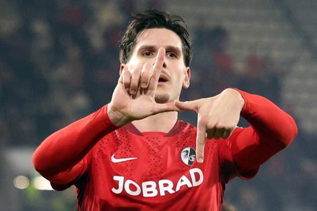 22 01 2026, xrekx, Football UEFA Europa League, SC Freiburg Maccabi Tel Aviv v l Torjubel nach dem Tor zum celebrating the goal celebrate 1 0 durch Igor Matanovic SC Freiburg DFL DFB REGULATIONS PROHIBIT ANY USE OF PHOTOGRAPHS as IMAGE SEQUENCES and or QUASI VIDEO Freiburg