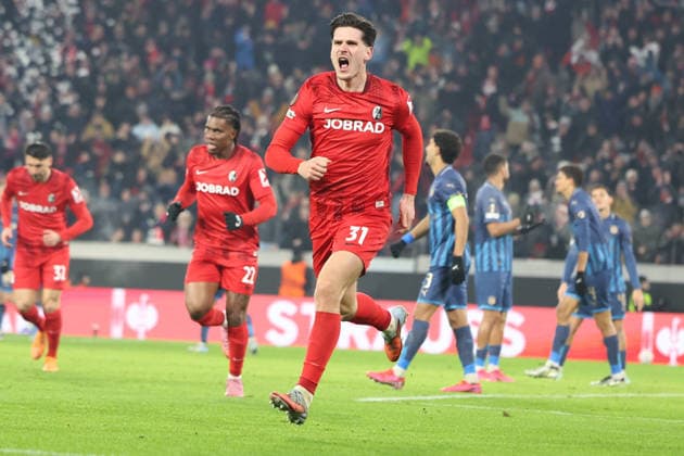 22 01 2026, xrekx, Football UEFA Europa League, SC Freiburg Maccabi Tel Aviv v l Torjubel nach dem Tor zum celebrating the goal celebrate 1 0 durch Igor Matanovic SC Freiburg DFL DFB REGULATIONS PROHIBIT ANY USE OF PHOTOGRAPHS as IMAGE SEQUENCES and or QUASI VIDEO Freiburg