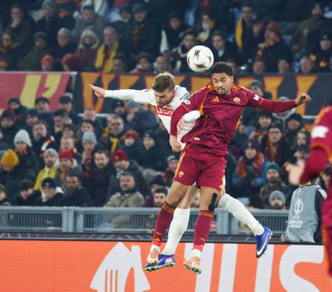 Roma vs Stoccarda Devyne Rensch (AS Roma) During the 2025 26 Europa League football match between Roma and Stuttgart on January 22, 2026 at the Stadio Olimpico in Rome. Photo: Roma stadio Olimpico Roma Italia Copyright: xFABIOxSASSOxFabioxSassox Roma Stoccarda2026_01_22Fabio Sasso4622