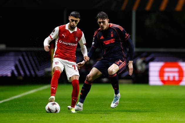 Gabri Martinez of Sporting Braga and Nicolo Savona of Nottingham Forest Braga v Nottingham Forest, UEFA Europa League, Group Stage, Football, Braga Municipal Stadium, Braga, Portugal - 22 Jan 2026Braga Braga Municipal Stadium Portugal EDITORIAL USE ONLY No use with unauthorised audio, video, data, fixture lists, club league logos or live services. Online in-match use limited to 120 images, no video emulation. No use in betting, games or single club league player publications. Copyright: xRubenxAlbarran Shutterstockx 16348423p