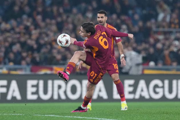Roma™s Niccolo Pisilli during the Uefa Europa League soccer match between Roma and VFB Stuttgart at the Olympic Stadium in Rome, Italy - Thursday, January 22, 2026. - Soccer .  Copyright: xAlfredoxFalcone LaPressex