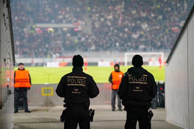 Football UEFA Europa League 2025 26, 7 Matchday SC Freiburg vs Maccabi Tel Aviv Europa Park Stadium Freiburg Police forces of the Baden-Württemberg state police secure the interior and the spectator stands during the UEFA Europa League match between SC Freiburg and Maccabi Tel Aviv at Europa Park Stadium Increased security measures and a visible police presence characterize the stadium environment during the international match Copyright: xJOERANxSTEINSIEKx