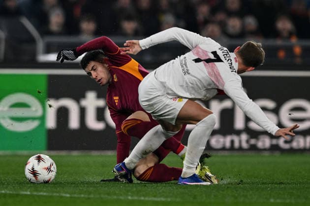 As Roma 22 01 2026 - Europa League Roma-Stoccarda foto Antonello Sammarco Image nella foto: Matias Soule™-Maximilian Mittelstadt 