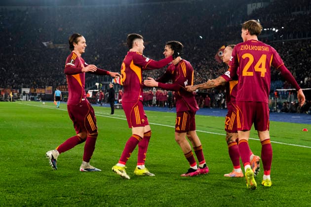 UEFA Europa League phase match day 7 AS Roma vs VfB Stuttgart Roma™s Italian midfielder Niccolo Pisilli celebrates after scoring a goal of 1-0 during UEFA Europa League phase match day 7 between AS Roma vs VfB Stuttgart at Olimpico stadium on November 22, 2026 in Rome, Italy. _DSF7611 Copyright: xAntonioxBalascox