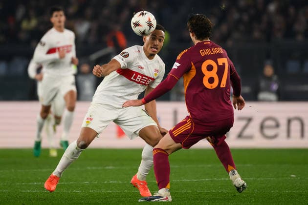 Jamie Leweling of Stuttgart and Daniele Ghilardi of AS Roma compete for the ball during the UEFA Europa League 2025 2026 football match between AS Roma and Vfb Stuttgart at Stadio Olimpico in Rome (Italy), January 22, 2026. AndreaxStaccioli