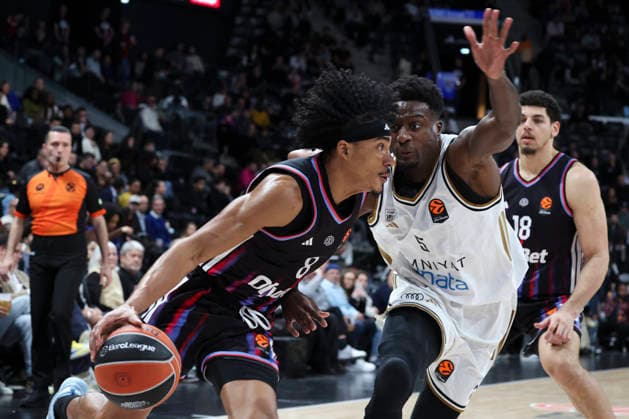 BASKET BALL : Paris Basket Vs Dubai - Euroligue - 22 01 2026 Jared Rhoden (Paris) Vs Awudu Abass (Dubai) ParisFrance  Copyright: xMichaelxBaucherx
