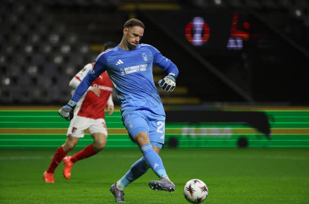 POR: Sporting de Braga-Nottingham Forest-EuropaLeague-22 January 2026 Matz Sels of Nottingham Forest in action during the UEFA Europe League, Phase League, Matchday 7, between Sporting Club de Braga and Nottingham Forest at Stadium Municipal of Braga on January 22, 2026 in Braga (Portugal) (Photo by Luis de la Mata SportPix Sipa USA) Braga Stadium Municipal of Braga Braga Portugal Copyright: xLuisxdexlaxMatax xsportPix.org.ux