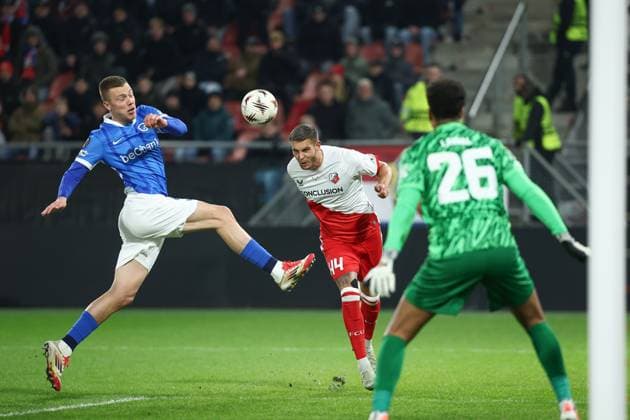 UTRECHT , 22-01-2026 , stadium Galgenwaard , season 2025 2026 , UEFA Europa League football , League phase matchday 7 , match between FC Utrecht and KRC Genk , Pictures shows , FC Utrecht player Mike Eerdhuijzen Utrecht - Genk  x201002816x Copyright: