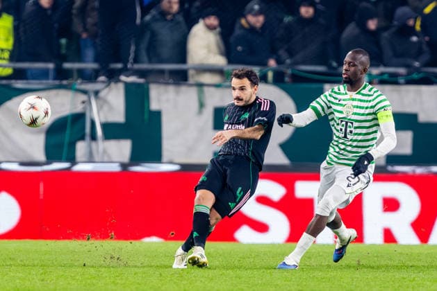 FERENCVAROS - PANATHINAIKOS Ibrahim Cisse of Ferencvaros and Pedro Chirivella of Panathinaikos during the league phase of UEFA Europa league football match between Ferencvarosi TC and Panathinaikos FC. Groupama Arena, Ferencvaros Arena, Budapest, Hungary, January 22, 2026. Photo by Branislav Racko Copyright: xx 080A6771