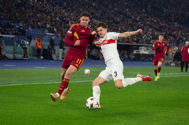 Roma vs Stoccarda Evan Ferguson (AS Roma) - Ramon Hendriks (VfB Stuttgart) During the 2025 26 Europa League football match between Roma and Stuttgart on January 22, 2026 at the Stadio Olimpico in Rome. Photo: Roma stadio Olimpico Roma Italia Copyright: xFABIOxSASSOxFabioxSassox Roma Stoccarda2026_01_22Fabio Sasso4915