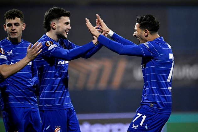 Croatia, Zagreb, 220126. Maksimir Stadium. Football match of the 7th round of the UEFA Europa League, Dinamo - FCSB. In the photo: Dinamo celebration, goal scored by Mounsef Bakrar. Photo: Damir Krajac CROPIX Zagreb Croatia Copyright: xxDamirxKrajacx dinamo_fcsb40-220126