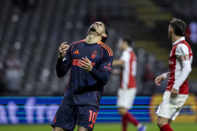 Morgan Gibbs-White 10 of Nottingham Forest reacts during the UEFA Europa League match between SC Braga vs Nottingham Forest at Estadio Municipal de Braga on January 22nd,2026 (Photo by Joao Bravo Sports Press Photo) Copyright: xJoaoxBravo SportsxPressxPhotox Sportspressphoto_SPR84398