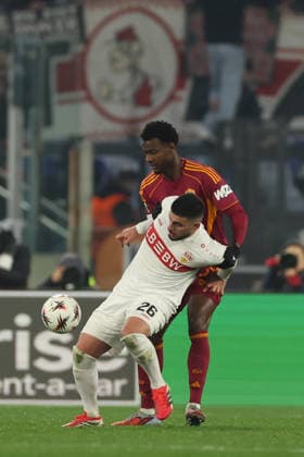 January 22, 2026, Rome, Lazio, Italy: RomaÃ¢â‚¬â ¢s Evan Ndicka and Deniz Undav of Stuttgart during the UEFA Europa League 2025 26 League Phase MD7 match between AS Roma and VfB Stuttgart at Stadio Olimpico on January 22, 2026 in Rome, Italy Rome Italy - ZUMAl131 20260122_zsp_l131_026 Copyright: xCiroxDexLucax
