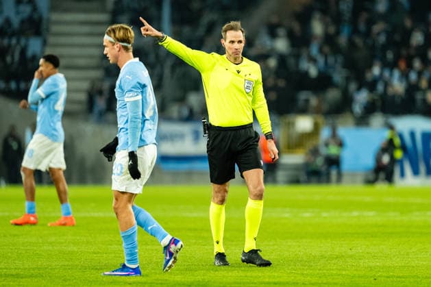 Malmo FF v Crvena Zvezda, UEFA Europa League, Malmo Sweden Malmo, Sweden. 22nd, January 2026. Referee Sascha Stegemann seen during the UEFA Europa League match between Malmo FF and Crvena Zvezda at Eleda Stadion in Malmo. Sweden, Malmo, Eleda Stadion  Copyright: xGonzalesxPhoto TobiasxJorgensenx