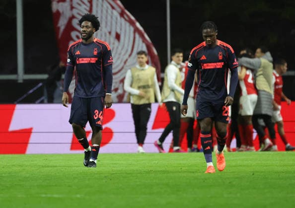 POR: Sporting de Braga-Nottingham Forest-EuropaLeague-22 January 2026 Ola Aina of Nottingham Forest and Dilane Bakwa of Nottingham Forest dejected in action during the UEFA Europe League, Phase League, Matchday 7, between Sporting Club de Braga and Nottingham Forest at Stadium Municipal of Braga on January 22, 2026 in Braga (Portugal) (Photo by Luis de la Mata SportPix Sipa USA) Braga Stadium Municipal of Braga Braga Portugal Copyright: xLuisxdexlaxMatax xsportPix.org.ux