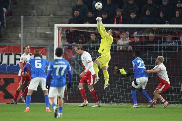 UTRECHT , 22-01-2026 , stadium Galgenwaard , season 2025 2026 , UEFA Europa League football , League phase matchday 7 , match between FC Utrecht and KRC Genk , Pictures shows , FC Utrecht goalkeeper Michael Brouwer Utrecht - Genk  x201004139x Copyright: