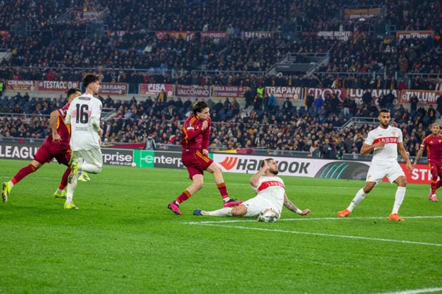 January 22, 2026, Roma, Roma, Italia: Goal the Niccolo Pisilli (AS Roma) During the 2025 26 Europa League football match between Roma and Stuttgart on January 22, 2026 at the Stadio Olimpico in Rome..Photo: Roma Italia - ZUMAs236 20260122_aap_s236_146 Copyright: xFabioxSassox