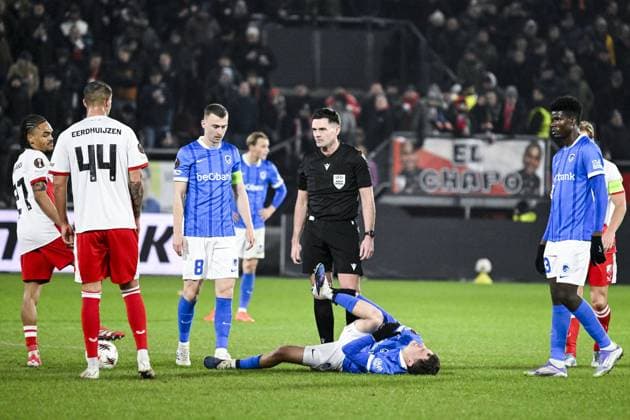 Genk s Konstantinos Kos Karetsas lies injured on the ground during a soccer game between Dutch soccer club FC Utrecht and Belgian KRC Genk, on Thursday 22 January 2026 in Utrecht, Netherlands, the seventh game (out of 8) in the league phase of the UEFA Europa League competition. TOM GOYVAERTS TomxGoyvaerts  x157830372x