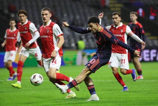 POR: Sporting de Braga-Nottingham Forest-EuropaLeague-22 January 2026 Morgan Gibbs-White of Nottingham Forest in action during the UEFA Europe League, Phase League, Matchday 7, between Sporting Club de Braga and Nottingham Forest at Stadium Municipal of Braga on January 22, 2026 in Braga (Portugal) (Photo by Luis de la Mata SportPix Sipa USA) Braga Stadium Municipal of Braga Braga Portugal Copyright: xLuisxdexlaxMatax xsportPix.org.ux