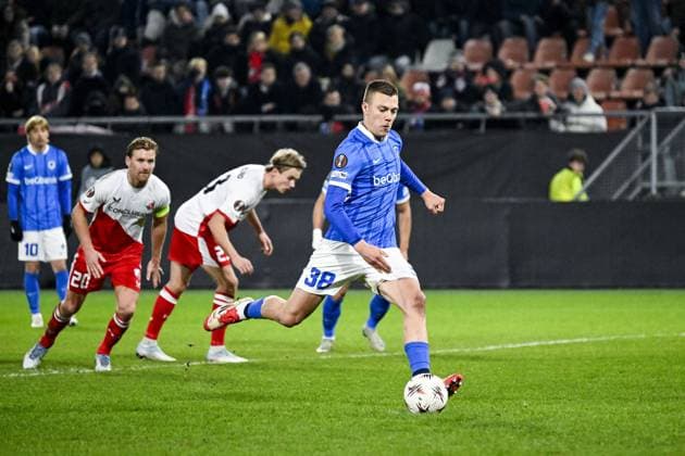 Genk s Daan Heymans scores from penalty during a soccer game between Dutch soccer club FC Utrecht and Belgian KRC Genk, on Thursday 22 January 2026 in Utrecht, Netherlands, the seventh game (out of 8) in the league phase of the UEFA Europa League competition. TOM GOYVAERTS TomxGoyvaerts  x157839114x