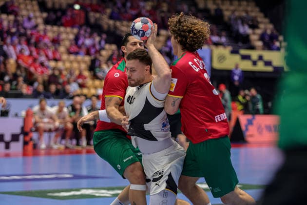 4Golla, Johannes in action Match between GERMANY VS PORTUGAL, valid for Men s EHF EURO 2026 at Jyske Bank Boxen in Herning on 22 January 2026. Herning Jyske Bank Boxen Herning Denmark Copyright: xIMAGOx xPRIMExSPORTSxIMAGESx xANGELOxMOREIRAx