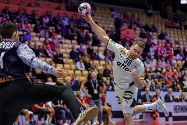 36Mertens, Lukas in action Match between GERMANY VS PORTUGAL, valid for Men s EHF EURO 2026 at Jyske Bank Boxen in Herning on 22 January 2026. Herning Jyske Bank Boxen Herning Denmark Copyright: xIMAGOx xPRIMExSPORTSxIMAGESx xANGELOxMOREIRAx