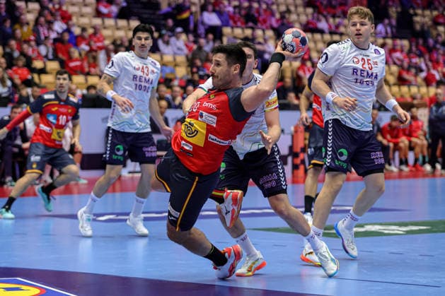20Serdio, Abel in action Match between SPAIN VS NORWAY, valid for Men s EHF EURO 2026 at Jyske Bank Boxen in Herning on 22 January 2026. Herning Jyske Bank Boxen Herning Denmark Copyright: xIMAGOx xPRIMExSPORTSxIMAGESx xANGELOxMOREIRAx