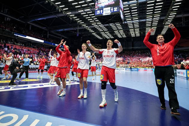 Team Denmark and Fans Celebrate in action Match between FRANCE VS DENMARK valid for Men s EHF EURO 2026 at Jyske Bank Boxen in Herning on 22 January 2026. Herning Jyske Bank Boxen Herning Denmark Copyright: xIMAGOx xPRIMExSPORTSxIMAGESx xANGELOxMOREIRAx