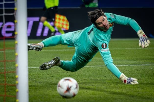 Marwin Hitz 1 FC Basel 1893 looks after a ball that just misses the goal, Action, FC Salzburg vs FC Basel 1893, Football, Men, UEFA Europa League, Season 2025 2026, League phase, Matchday 7, 22 01 2026 Wals Siezenheim Salzburg Austria Copyright: xkolbert-press MartinxAgüerax