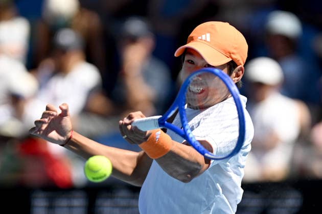 TENNIS AUSTRALIAN OPEN, Learner Tien of the USA in action during the 3rd round match against Nuno Borges of Portugal on day 6 of the 2026 Australian Open tennis tournament at Melbourne Park in Melbourne, Friday, January 23, 2026. ( NO ARCHIVING MELBOURNE VICTORIA AUSTRALIA  Copyright: xLUKASxCOCHx 20260123143239513578